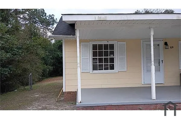 Building Photo - 3674 Brownley Dr