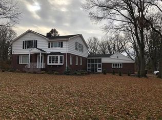 21 Derby Ln, Colonia, NJ 07067