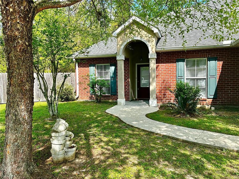 1st image of 40128 Emerald Dr #B