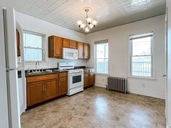 40 I St #1, Boston, MA 02127