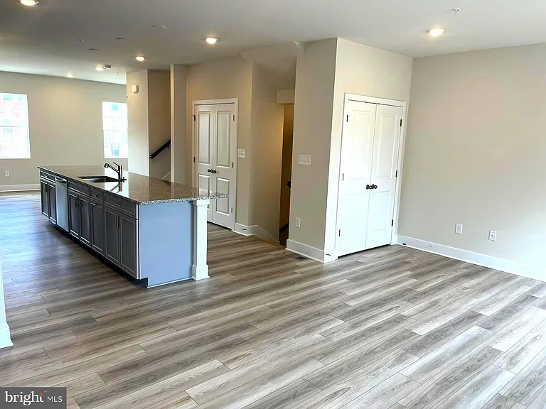 1813 Ritter Dr — Photo 16