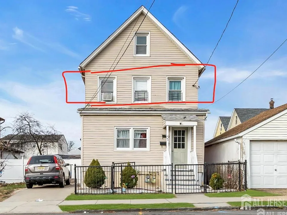 27 Leick Ave