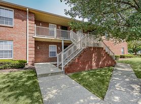 Lyndon Crossings Apartments