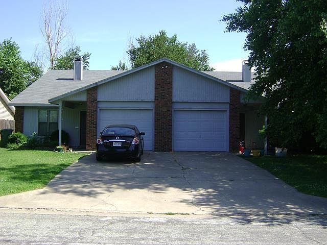 1st image of 3409 W Wood St