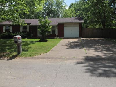 262 Meadowbrook Dr, Farmington, MO, 63640
