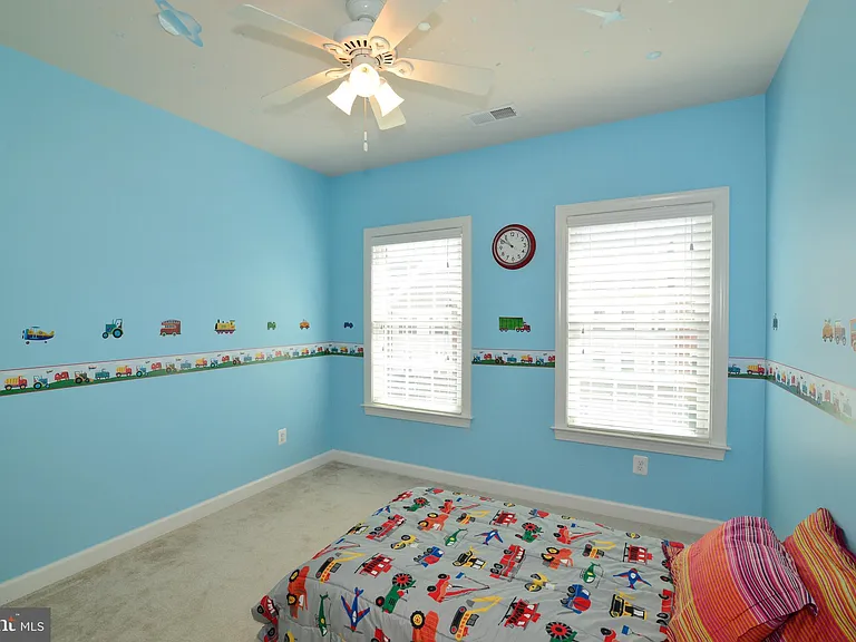 21253 Park Grove Ter — Photo 22