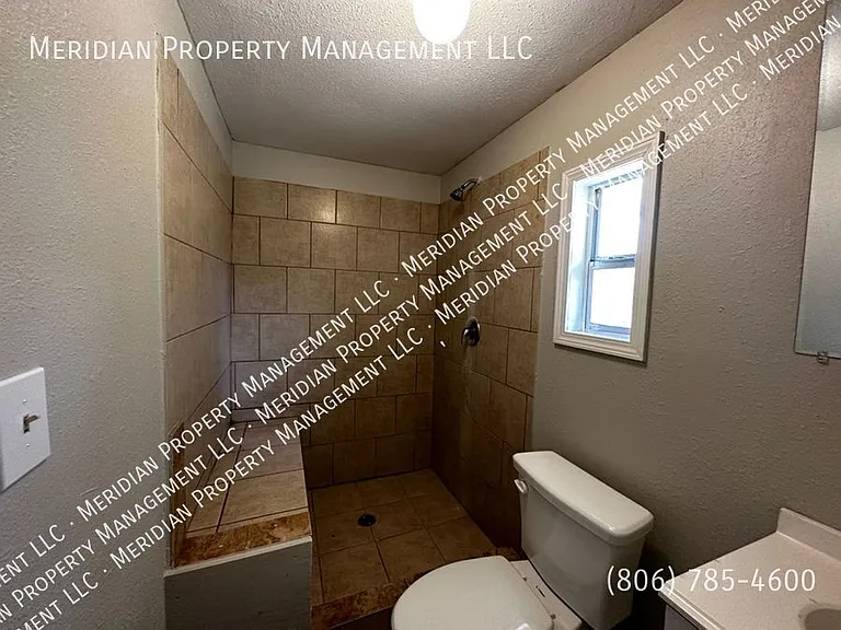 3218 Baylor St — Photo 7