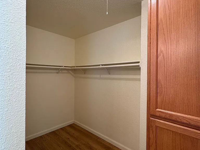 2950 Portage Bay — Photo 23
