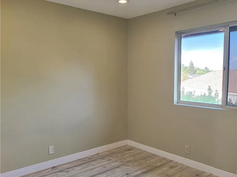6953 Saddleback Pl — Photo 27