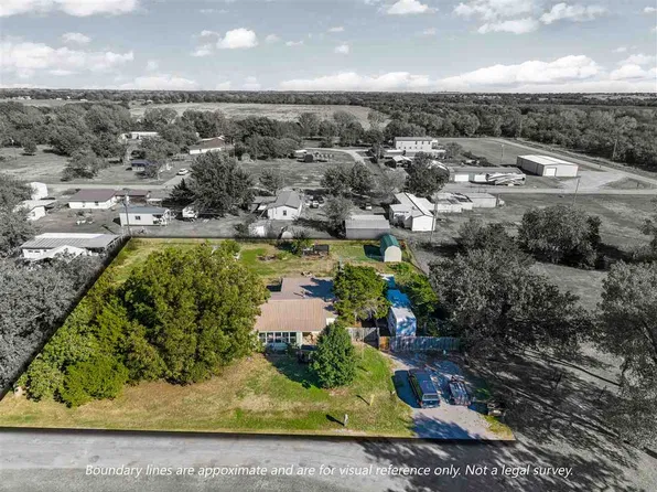 69 NE Cottage Ln, Apache, OK 73006