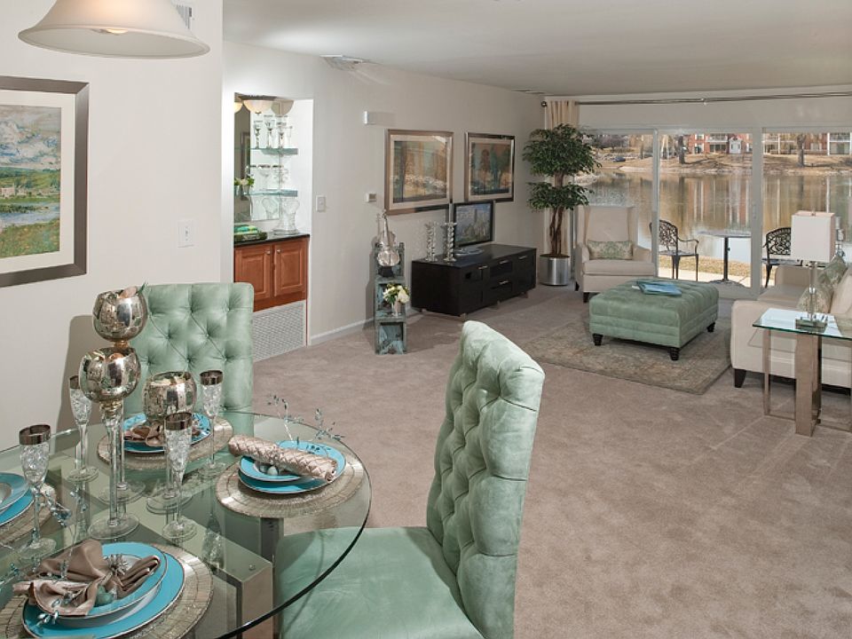 Model Living Room