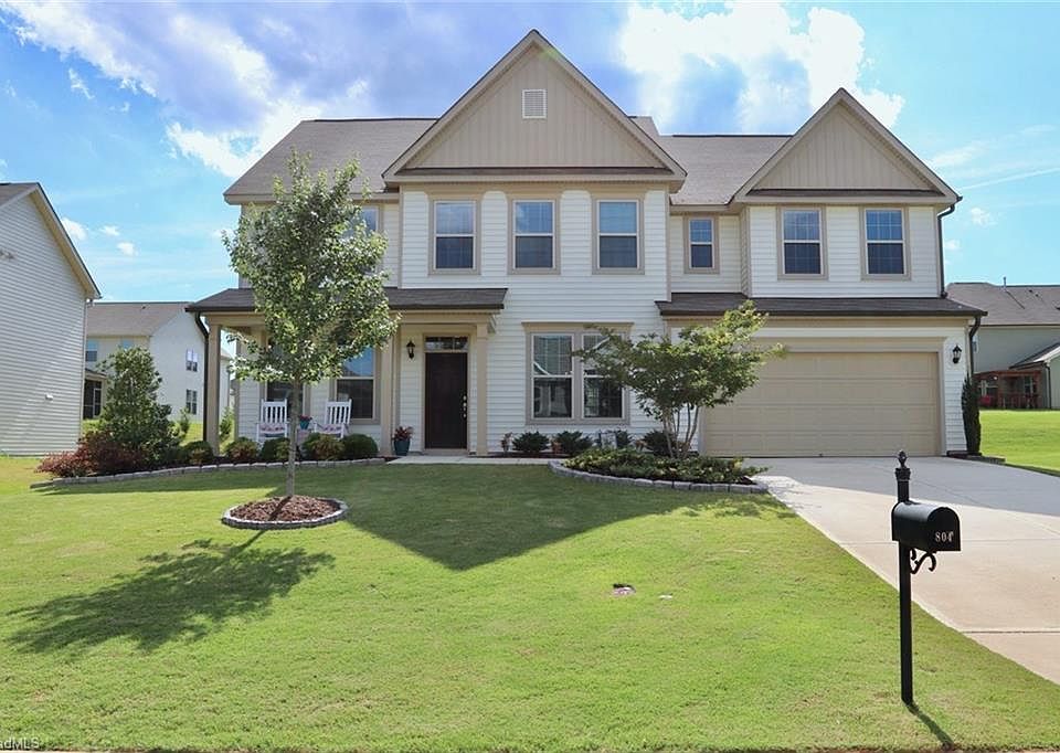 1st image of 804 Beech Glen Ct