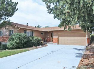 6812 Moreland Ave, Cheyenne, WY 82009