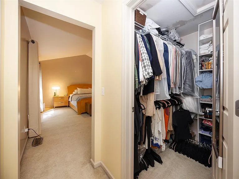 3481 Castlewood Ct — Photo 47