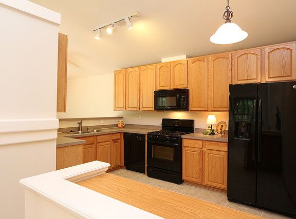 4th image of 352 New Haven Dr
