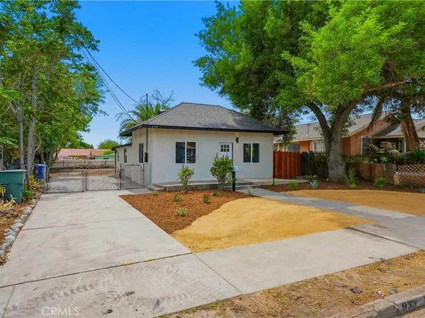 939 W 8th St, San Bernardino, CA 92411