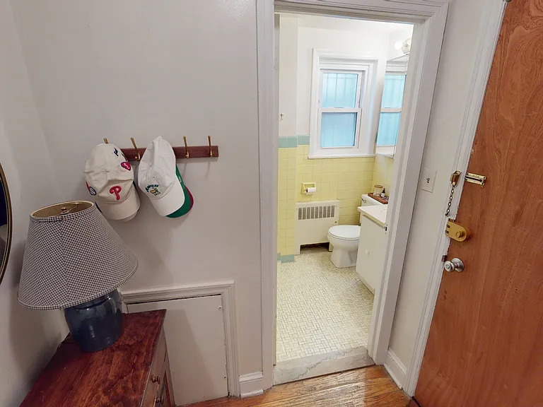 1725 Spruce St — Photo 6