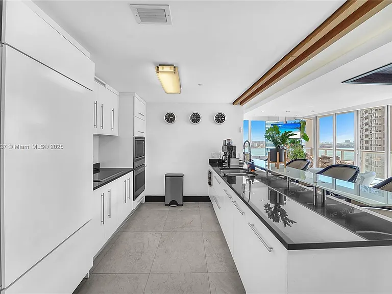 465 Brickell Ave #1001 — Photo 14