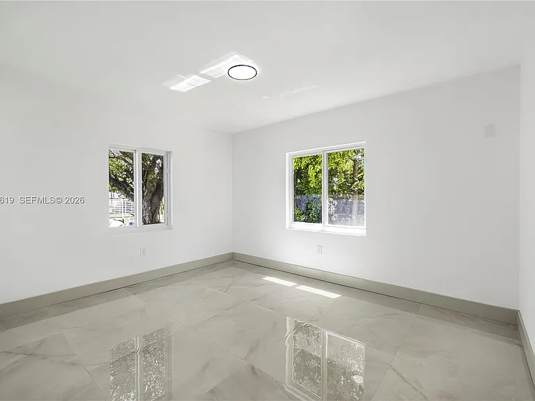 5410 SW 2nd St — Photo 24