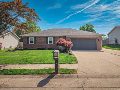 5066 Arches Dr, Newburgh, IN, 47630