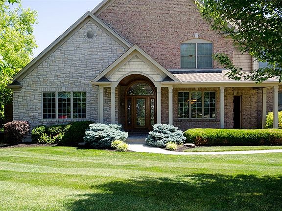 2nd image of 339 Hawkinsridge Ln