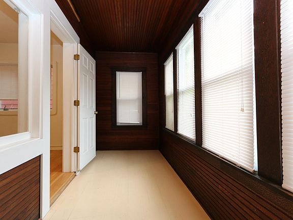 2nd image of 2604 S 8th St APT 1