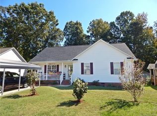 725 Golden Bell Dr, Rock Hill, SC 29732