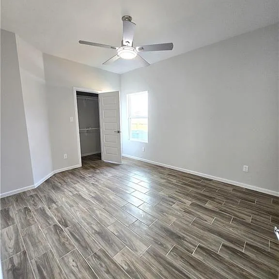913 N Clarence Ave #4 — Photo 6