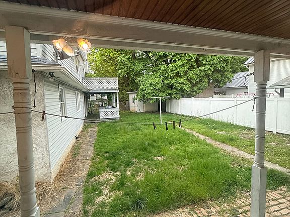 2nd image of 1760 Wayne Ave #1