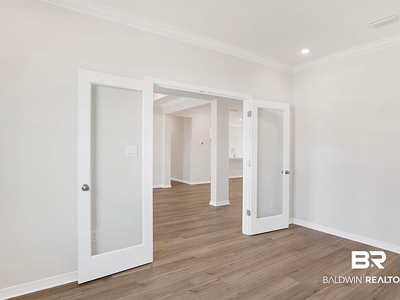 5th image of 24062 Shadowridge Dr