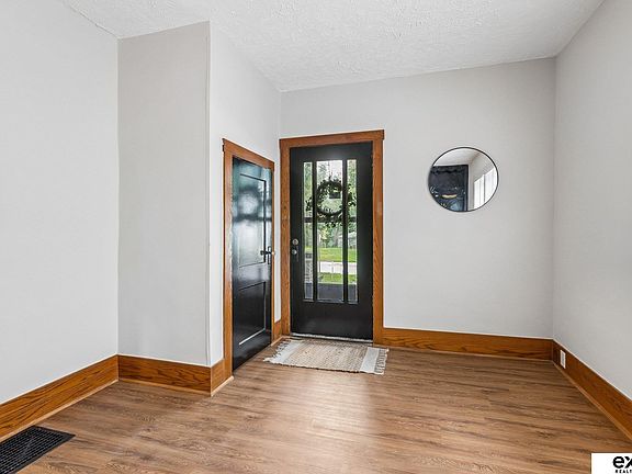 4th image of 4721 California St