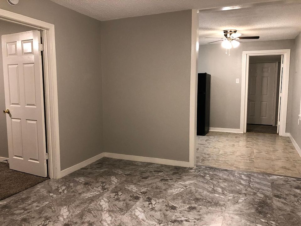 1st image of 819 Cypress St