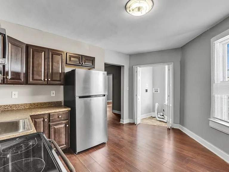3160 Lyndale Ave #A — Photo 8