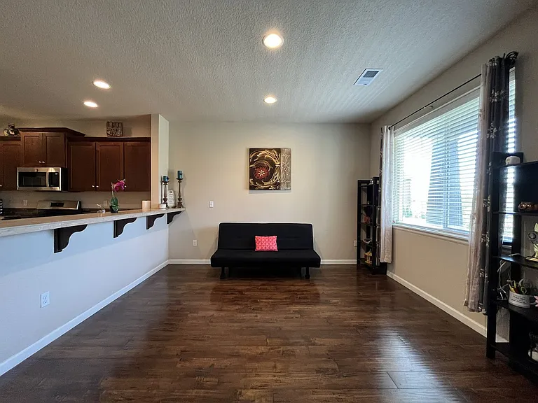 7114 NW 167th Ave — Photo 17