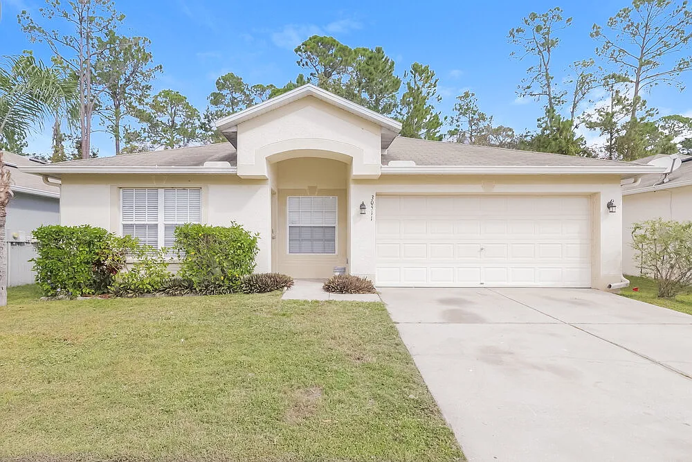 3 bed, 2.0 bath, 1510 sqft, $1,990 — Photo 1
