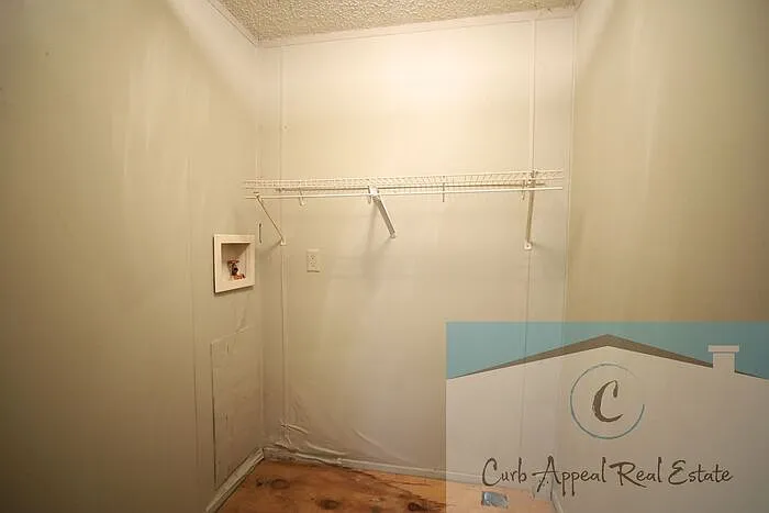 2620 Crawford Dr #19 — Photo 6