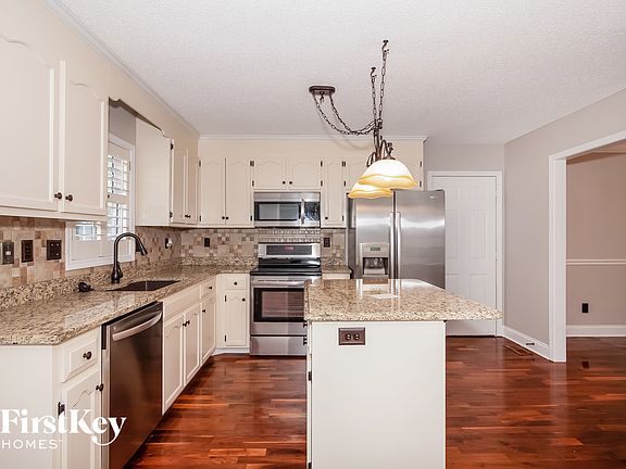5th image of 120 Hunters Pointe Dr