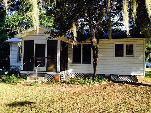 4th image of 352 NE Hillsboro St