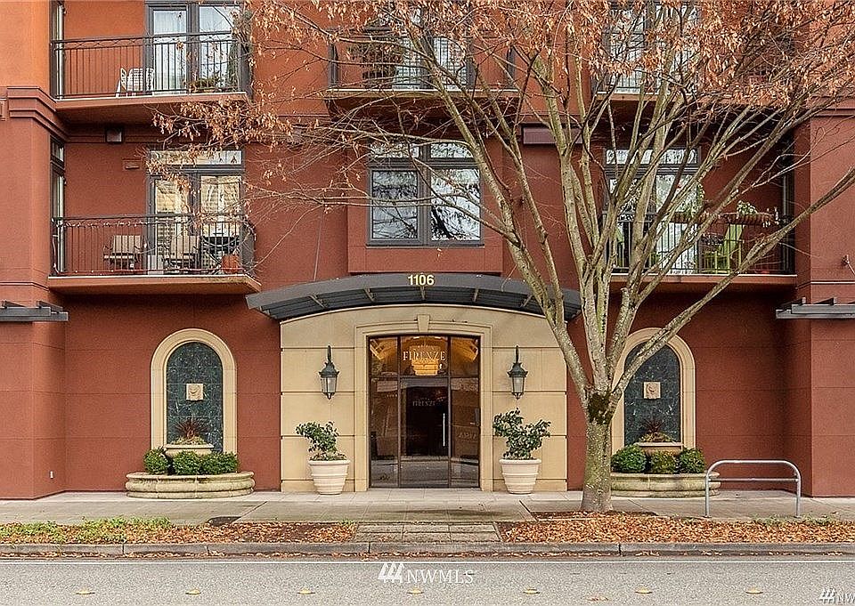 1st image of 1106 108th Ave NE APT 403