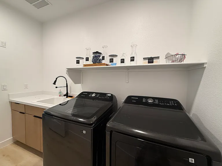 1317 Crimson Sunbird Ave — Photo 11