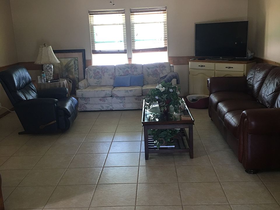 1st image of 205 Blue Heron Blvd