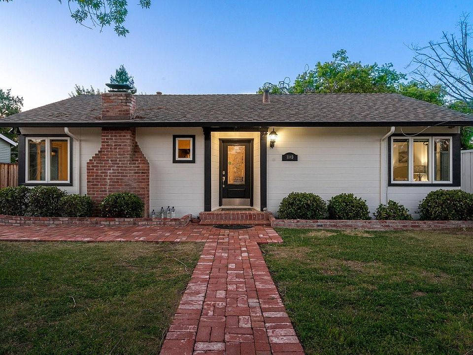 1st image of 1049 Lucot Way