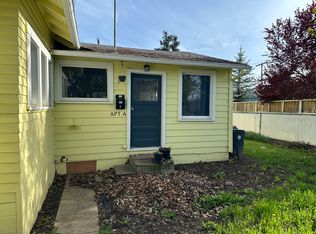 715 W Jackson St APT A, Medford, OR 97501
