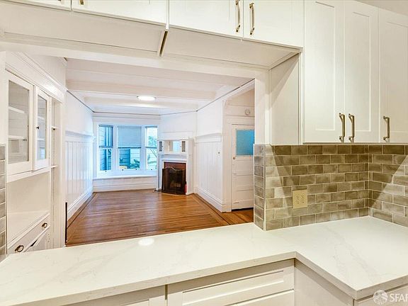 4th image of 888 Waller St APT 2