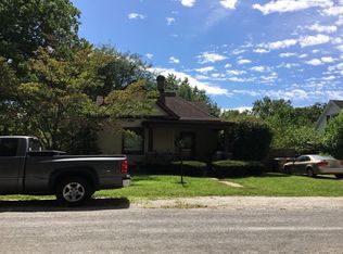 617 E 2nd South St, Carlinville, IL