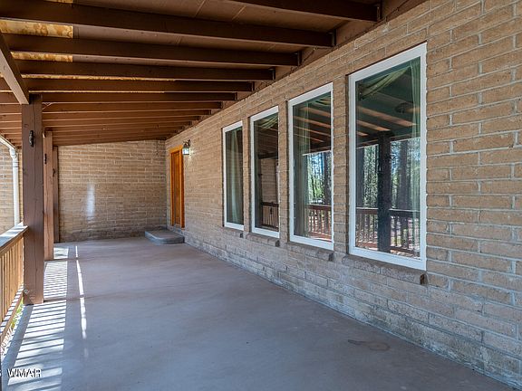 4th image of 3557 Oakview Ln