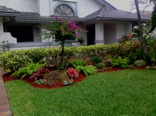 1801 E Oak Knoll Cir, Davie, FL 33324