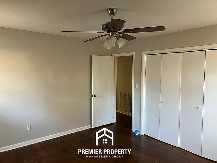 2322 Rodgers Dr NE — Photo 22