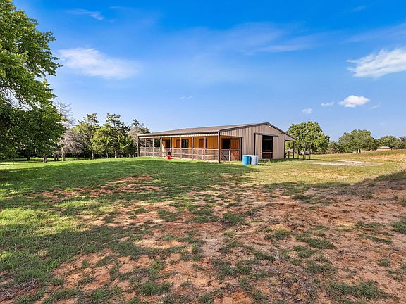 2nd image of 2403 County Road 2224