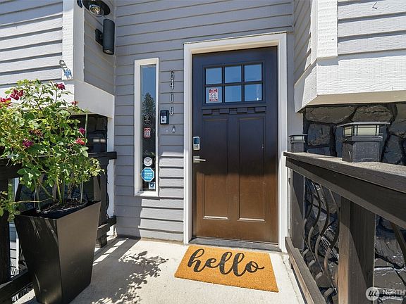 3rd image of 6409 61st Street NE